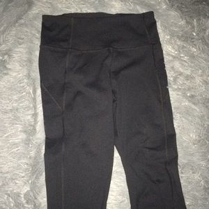 Capri under armor leggings